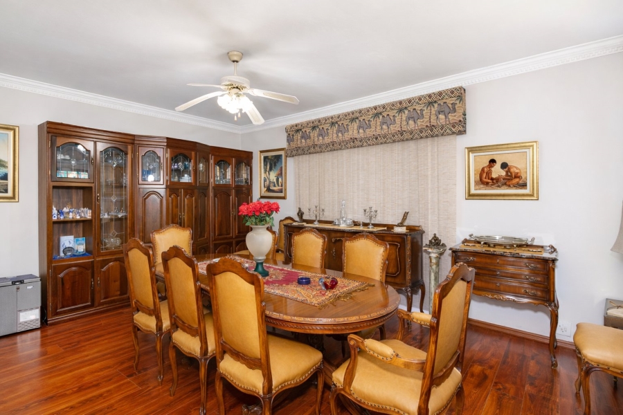 5 Bedroom Property for Sale in Meerhof North West